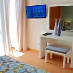 House F Sao Rafael - Free Wifi & Airco, Netflix Ready - 300m From The Vakantiehuis Albufeira