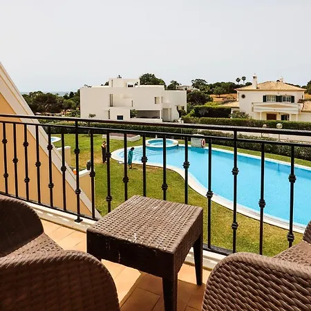 House F Sao Rafael - Free Wifi & Airco, Netflix Ready - 300m From The 別荘