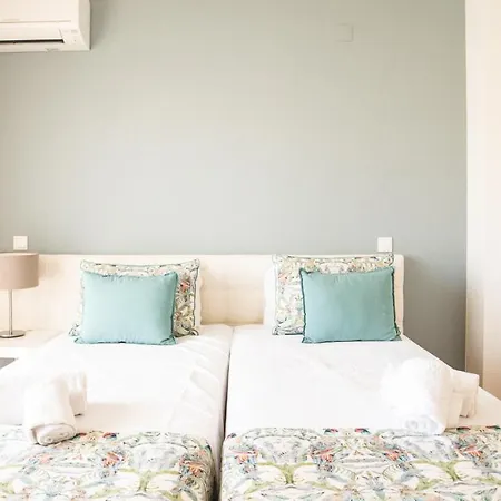 Σπίτι διακοπών House F Sao Rafael - Free Wifi & Airco, Netflix Ready - 300m From The Αλμπουφέιρα
